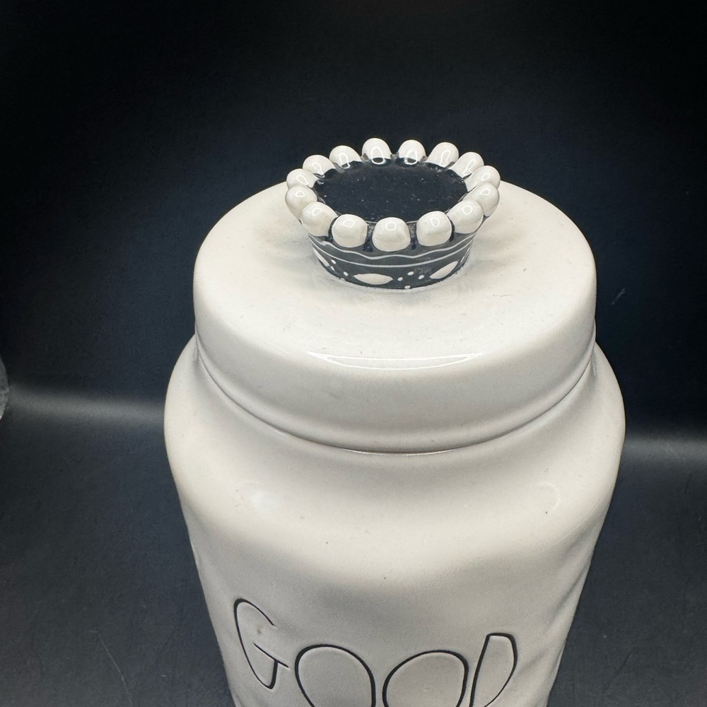 Rae Dunn Artisan Collection Ceramic Dog Treats Canister w/Crown Lid 9-1/2" - Picture 3 of 15